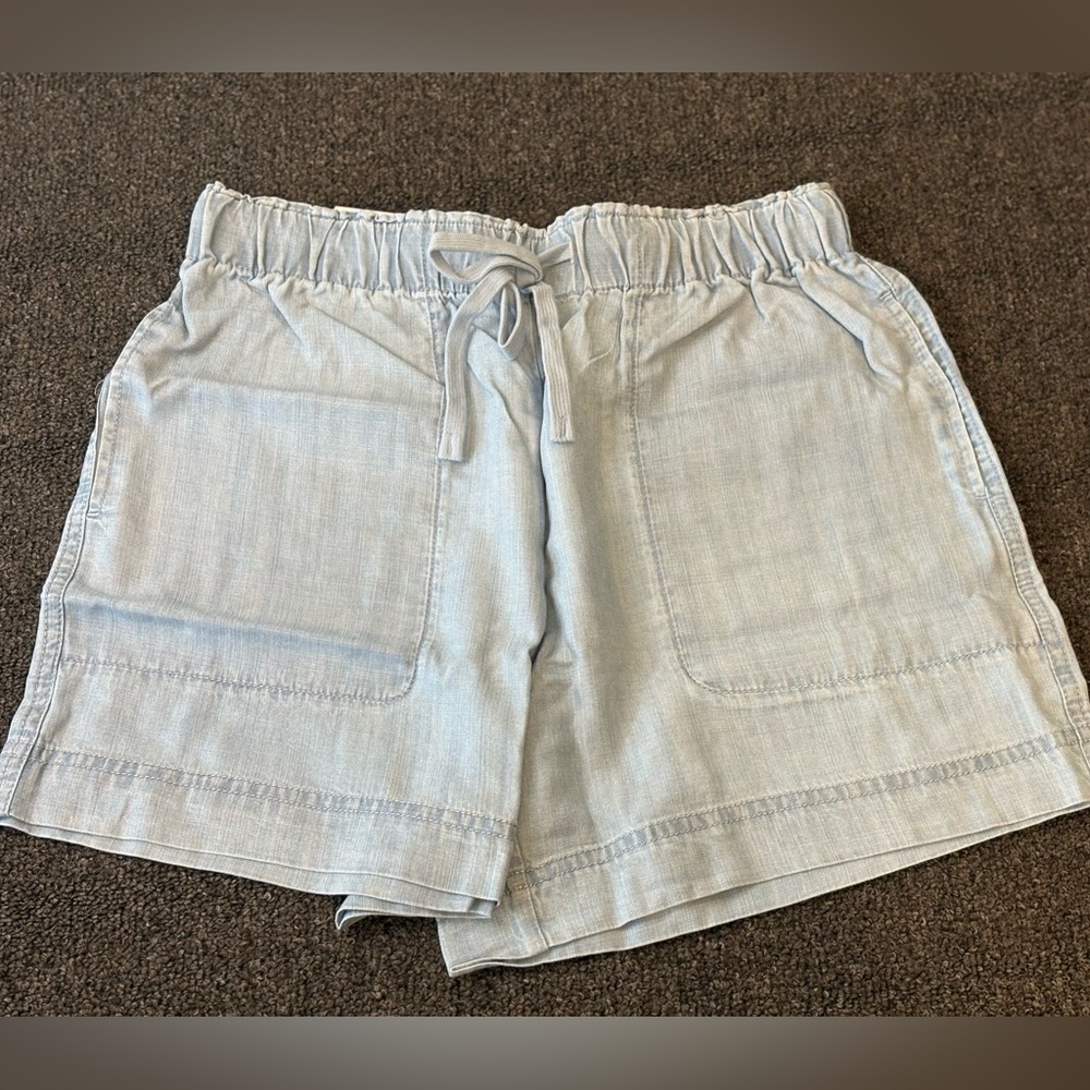 Light Blue Women's Pull on Shorts
